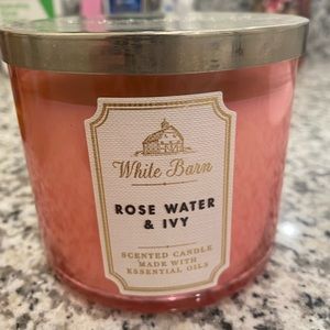 Rose Water & Ivy Bath and Body Works/ White Barn candle